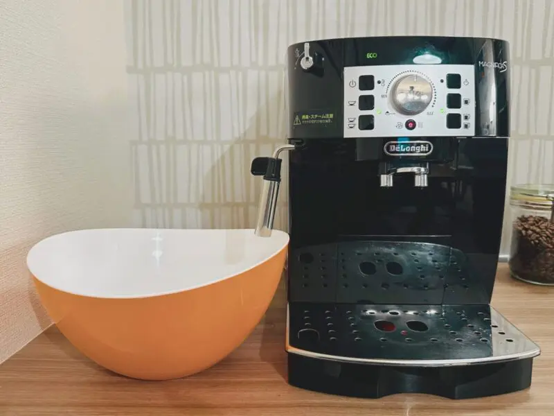 De'Longhi Magnifica S エスプレッソマシン　故障中 デロンギ マグニフィカSが2年半で故障、修理は迅速で助かった